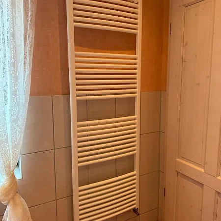 Haus Bettina, Im Garten Zuhause