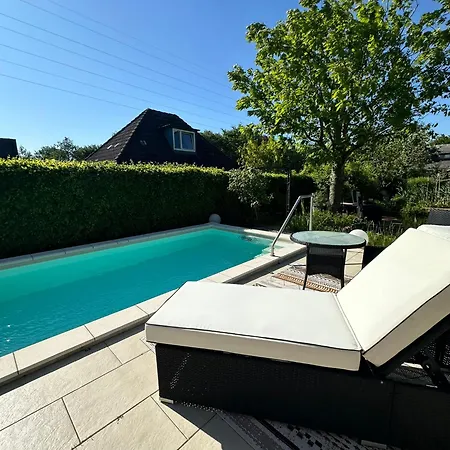Haus Bettina, Im Garten Zuhause Casa vacanze