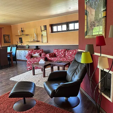 Tatil Evi Haus Bettina, Im Garten Zuhause Harrislee